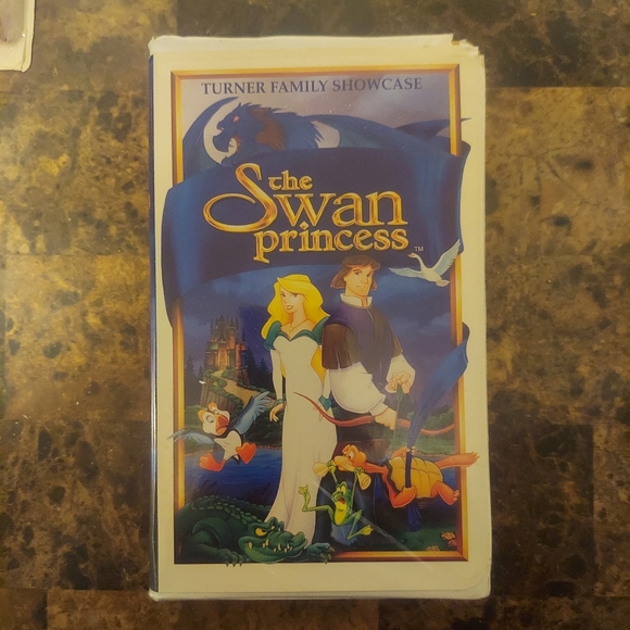 💥3/$25💥 *Rare* The Swan Princess Turner Family Showcase VHS Movie (1994) - Picture 2 of 4